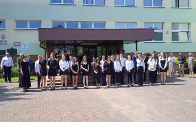 Uroczyste zakończenie klas ósmych